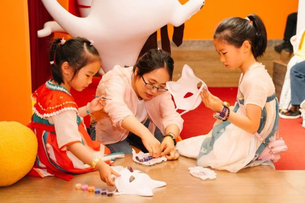 富才配资 草莓宇宙·长三角生活派对启幕，余杭打造持续180天的假日盛宴